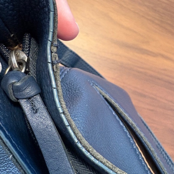 Navy blue The Sak leather crossbody hobo bag - Picture 5 of 12